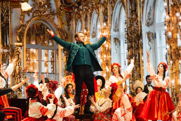 A TV-ben látható a Dankó Pista operett